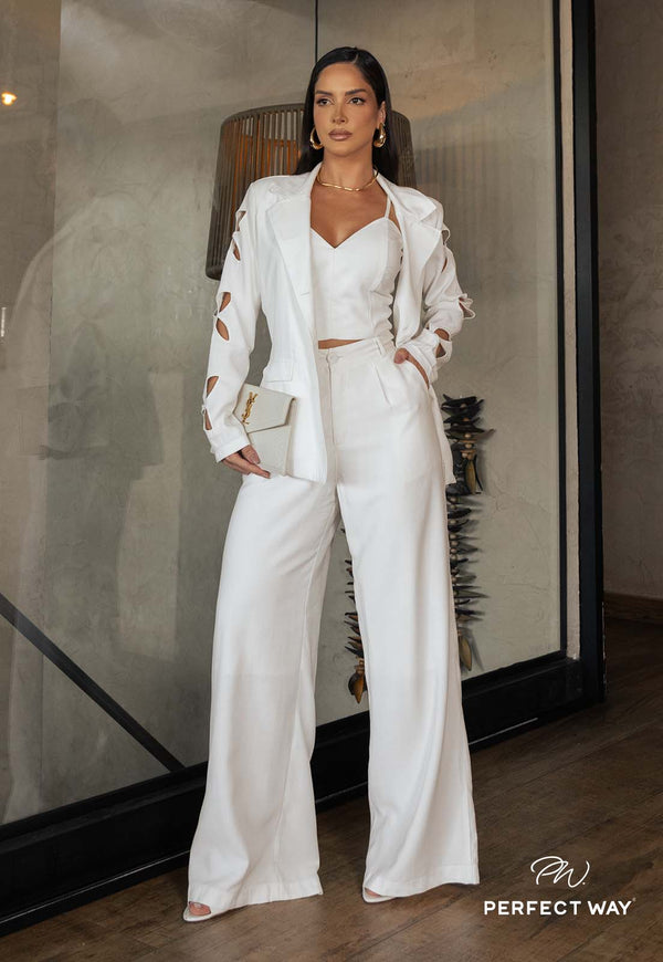 BLAZER FEMININO COM BORDADO INDUSTRIAL E MANUAL