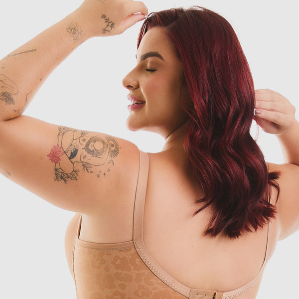 Sutiã Top com Bojo Conforto e Base Larga com Tule nas Laterais e Estampa Animalia